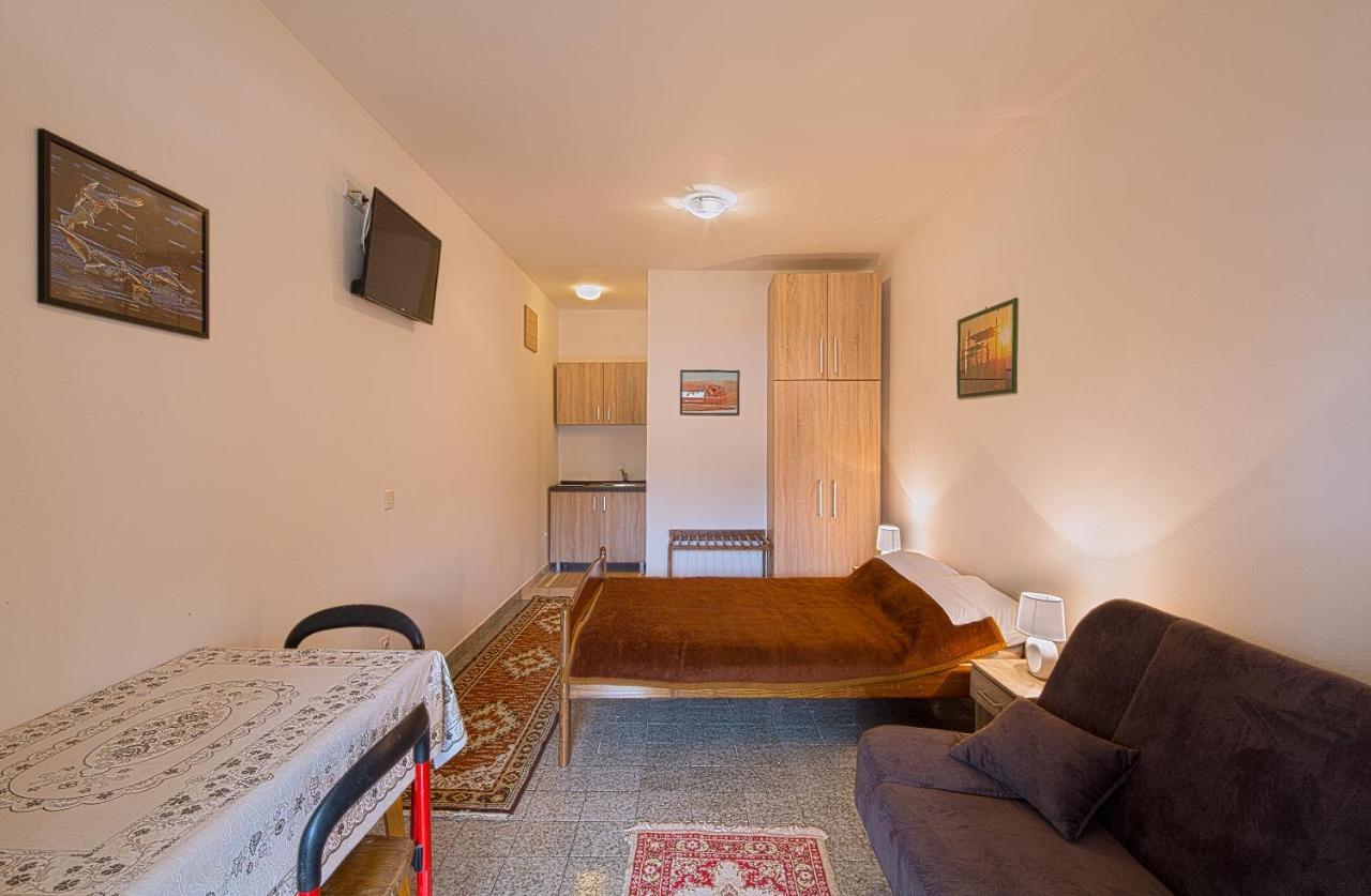 Guest House Madra Budva Exterior foto