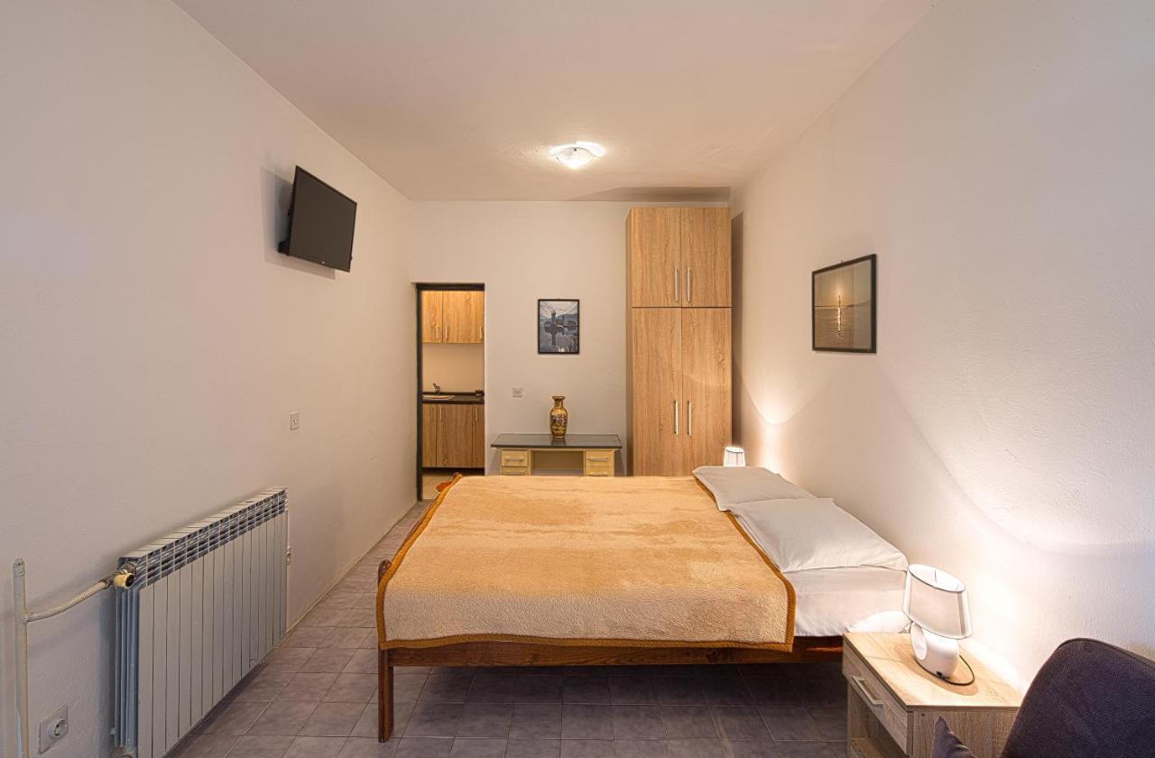 Guest House Madra Budva Exterior foto